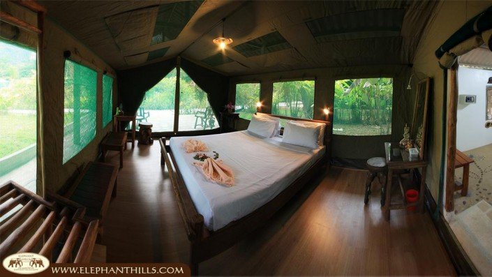Luxurious tents, comfortable interior and luxurious bathroom