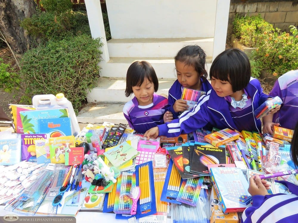 The young students at Baan Mae Tob Nuea School were simply amazed by the books and stationery from all over the world!
