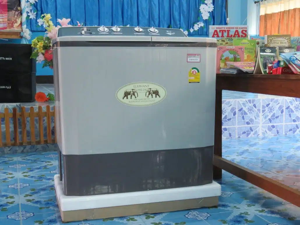 A new washing machine donated to student dormitory 3