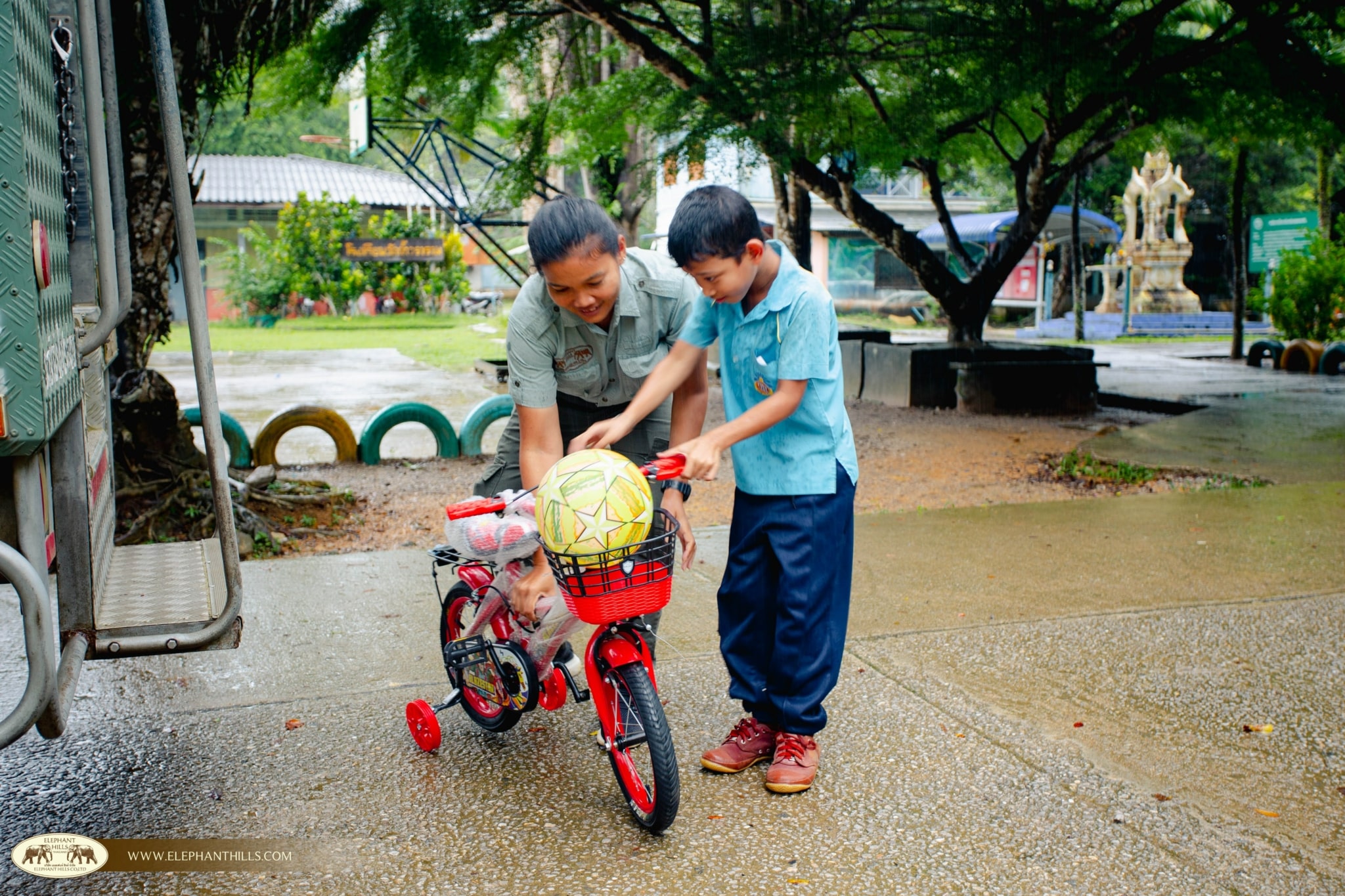 10 Bicycles donated to less privileged children in Khao Sok 88